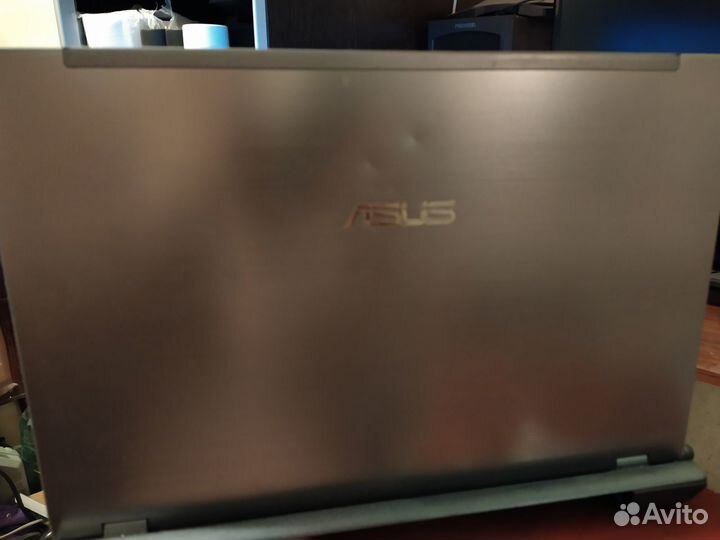 Ноутбук asus U56E-1AXX