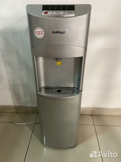 Кулер для воды напольный