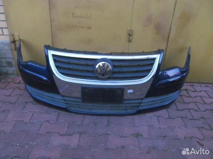 Бампер передний передний Volkswagen Touran