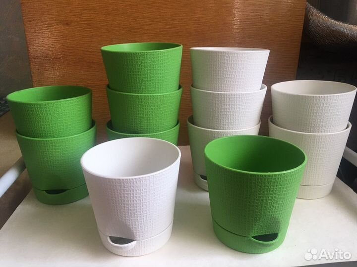 Горшки для цветов пластиковые