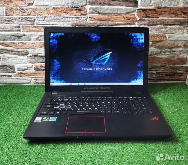 Игровой ноутбук Asus ROG i7 7го/GTX 1050 4Гб