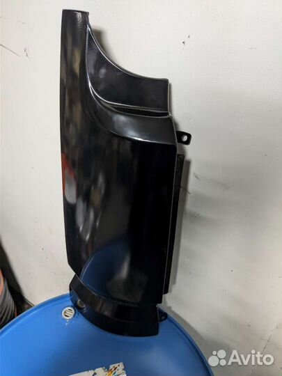 Щека mitsubishi Fuso 97-05г. Метал