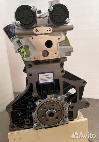 Двигатель Volkswagen cfna