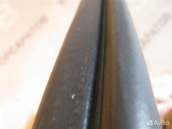 Уплотнитель проема двери передний левый Nissan