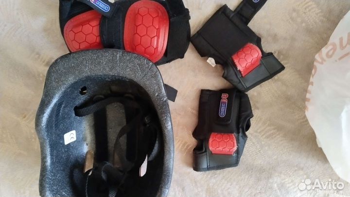 Защита для роликов со шлемом