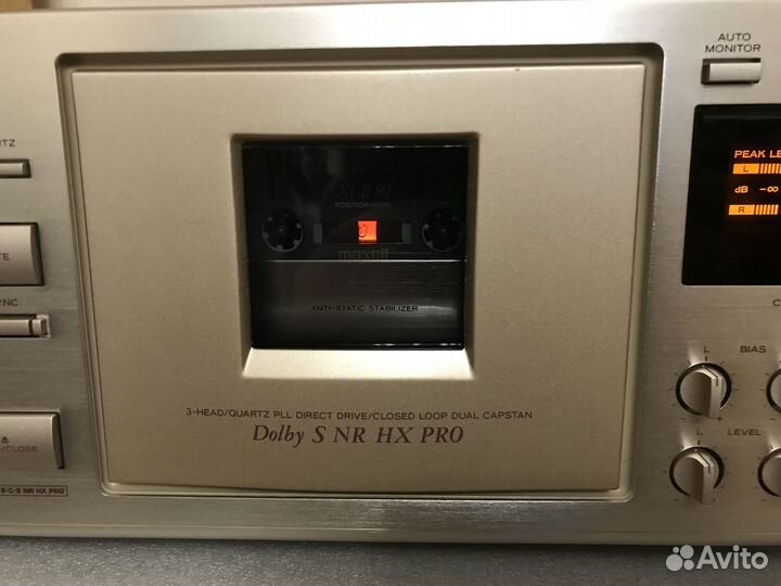 Teac V-8000 S