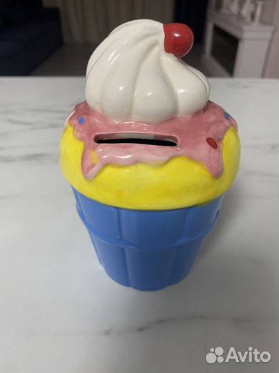 Копилка фарфоровая для денег
