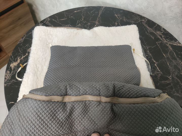 Зимний конверт в коляску на овчине