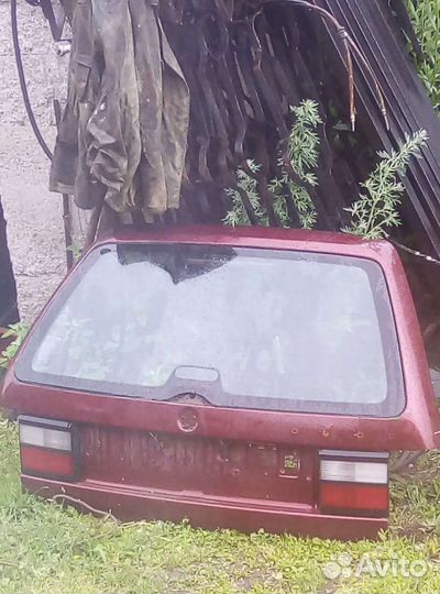 Крышка багажника на Пассат Б3б4