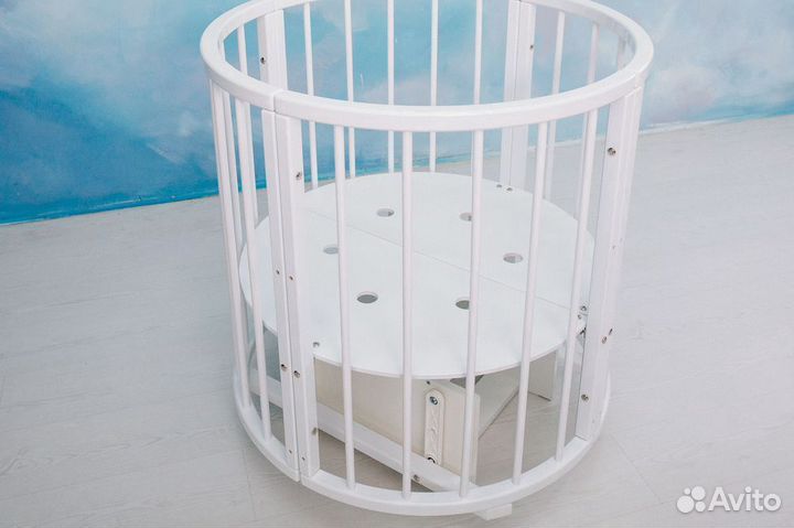 Кроватка (с 2 матр. и наматр., маятн., доп.полкой)