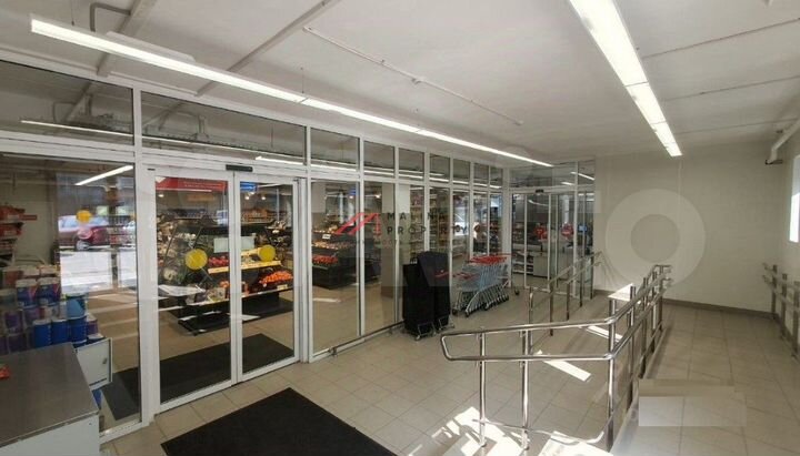 Продам торговое помещение, 2296 м²