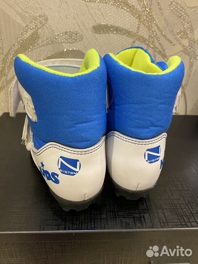 Лыжные ботинки детские 35