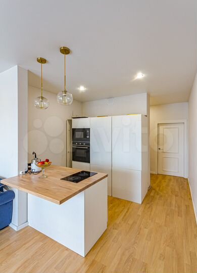 2-к. квартира, 81,3 м², 10/10 эт.