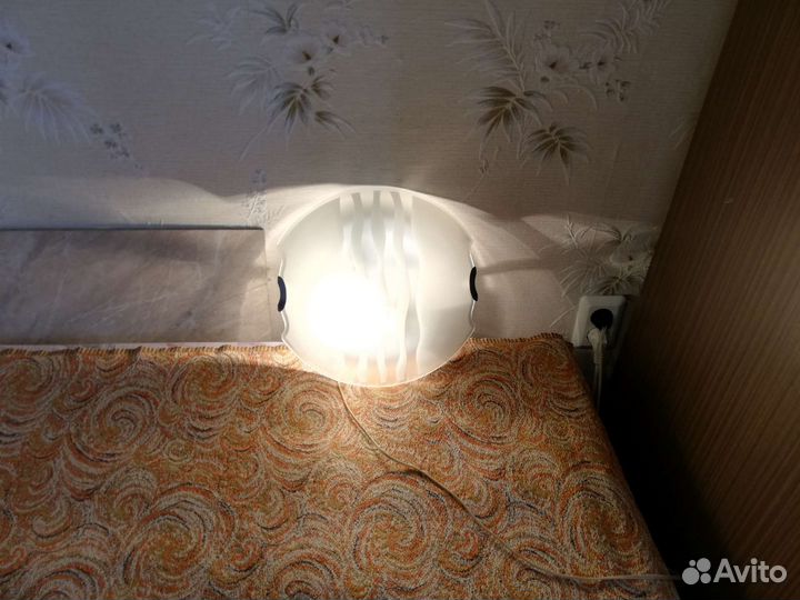 Светильник настенный