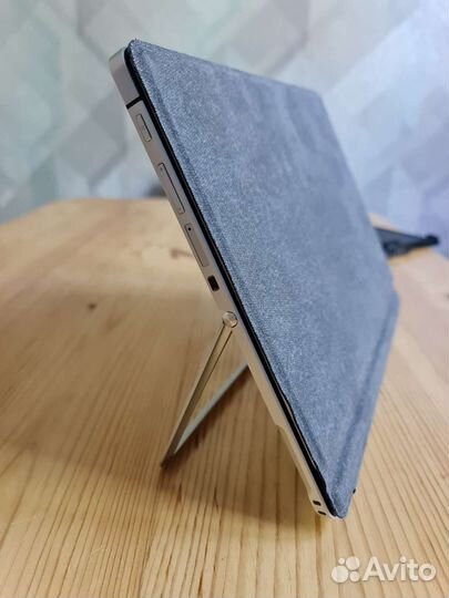 Ноутбук-Трансформер бизнес серии HP Elite X2