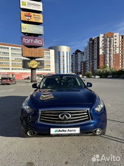 Infiniti QX70 3.7 AT, 2013, 217 000 км