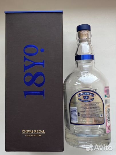 Коробки, бутылки из-под виски Whisky chivas regal