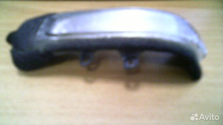 Указатель поворота Toyota