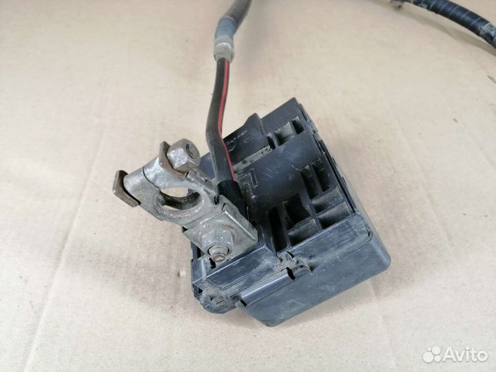 Плюсовой провод клемма Toyota RAV4 xa20 1az-fe