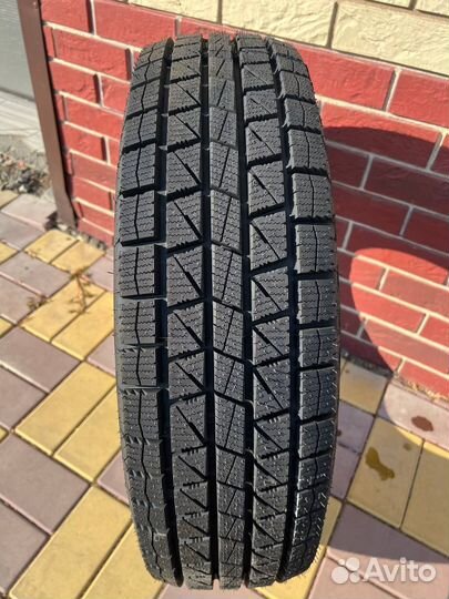 Aplus A506 195/75 R16C 107Q