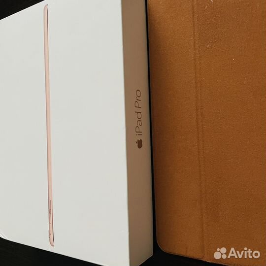 iPad Pro 9.7 + кожаный iPad Smart Case
