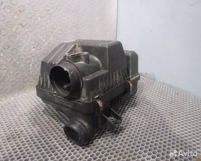 Honda Civic 4D Корпус воздушного фильтра