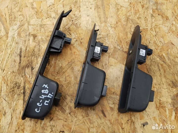 Кнопки стеклоподъемников Citroen C4 B7