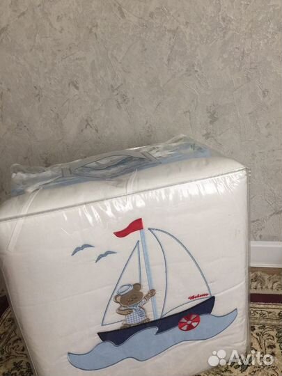 Комплект в детскую кроватку бортики