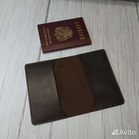 Обложка на паспорт кожаная