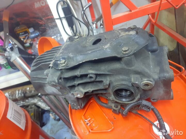 Редуктор заднего моста тойота Rav 4