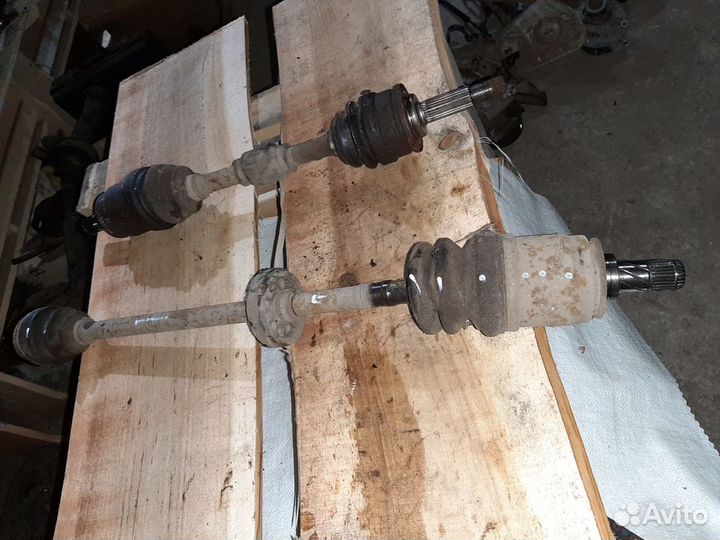 Nissan March micra k11 cube 10 привод левый правый