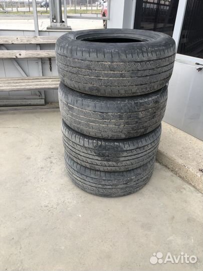 Westlake SU318 285/60 R18