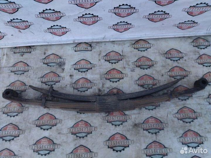 Рессора задняя Mitsubishi Canter FE53EC 4M51 2000