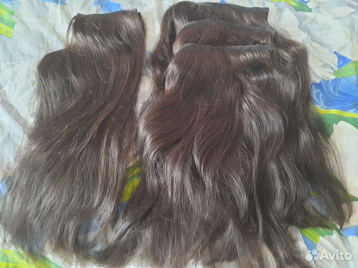 Натуральные волосы на заколках