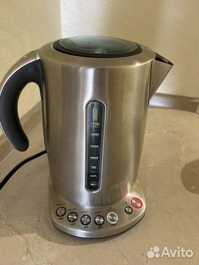 Чайник Bork K-800