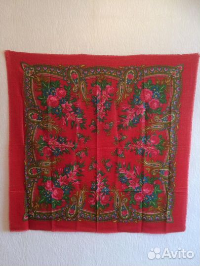 Шаль шерстяная платок Новая