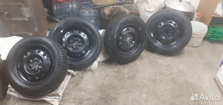 R14 Nokian Tyres Nordman 7 175/65, PCD 4x98 DIA 10