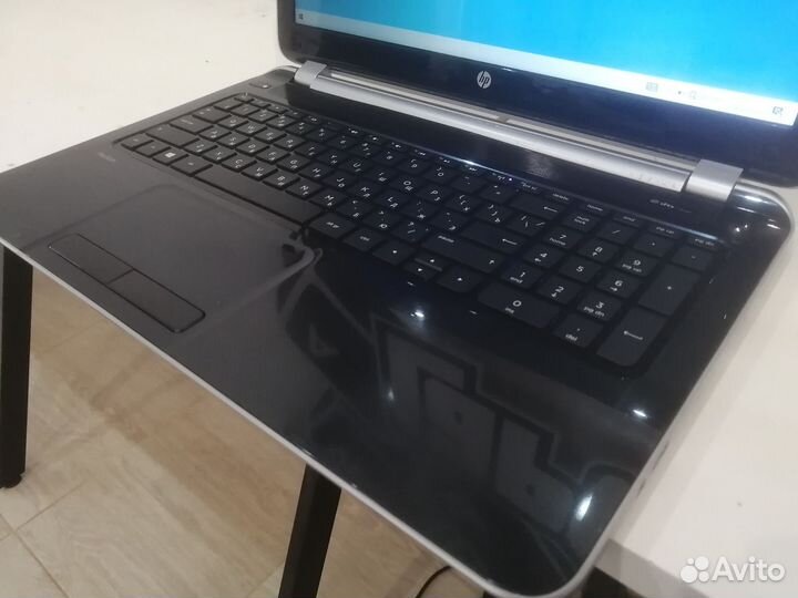 4х ядерный ноутбук HP на SSD