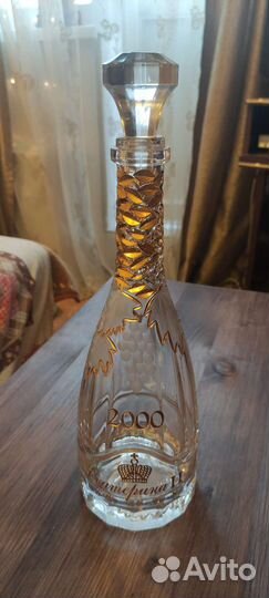 Хрустальный кувшин с крышкой