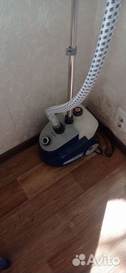 Отпариватель для одежды вертикальный