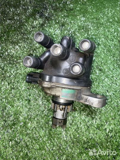 Трамблер 4S-FI Toyota Mark II SX80 1910074040