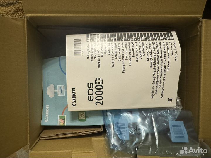 Фотоаппарат canon eos 2000d
