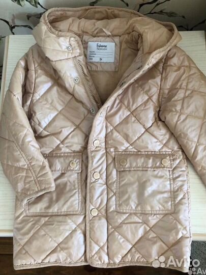 Куртка демисезонная на девочку 98/104/110