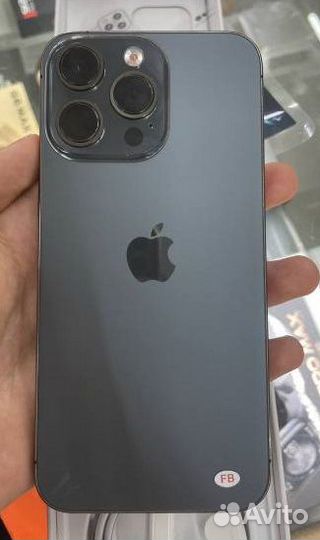 Телефон Apple