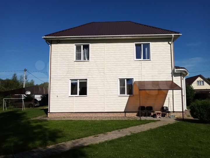 Дом 189 м² на участке 12 сот.