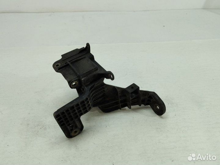 Кронштейн блока ABS Opel Astra H 2008