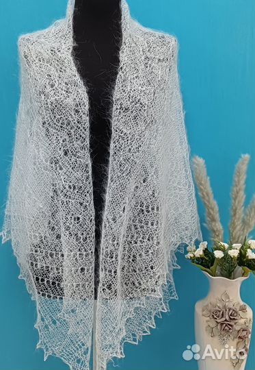 Пуховый платок. Палантин