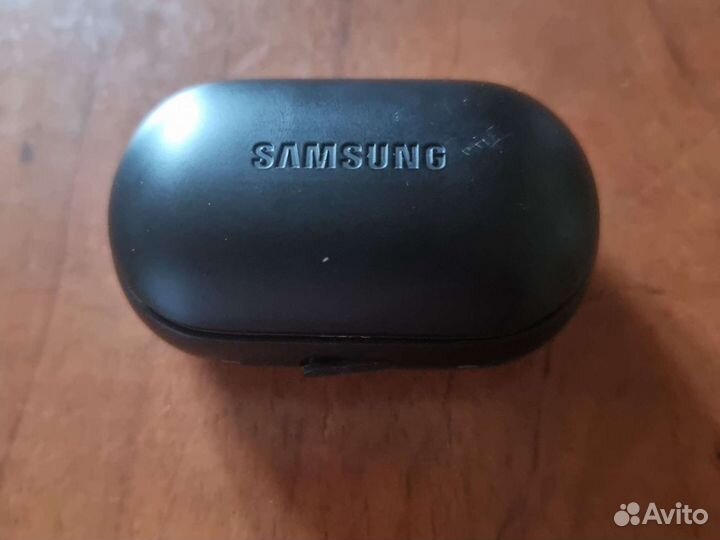 Кейс samsung gear iconx