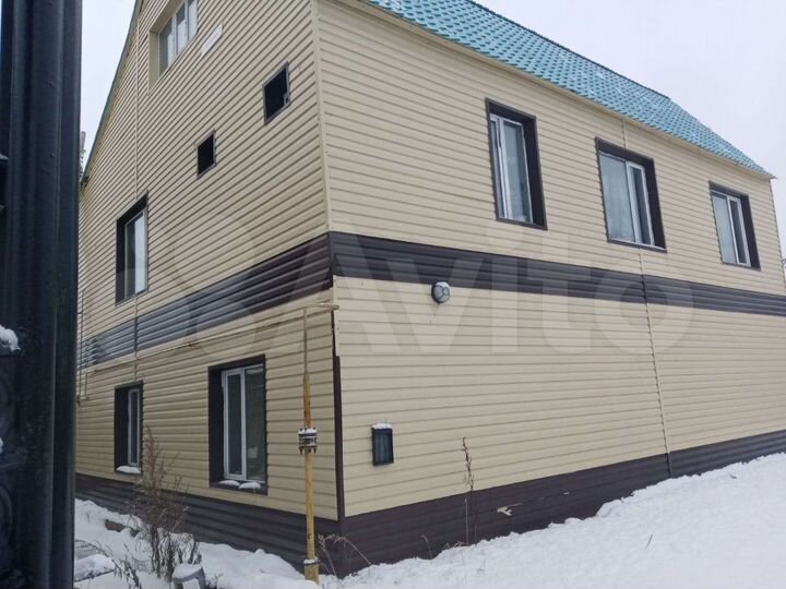 Дом 245 м² на участке 10,8 сот.