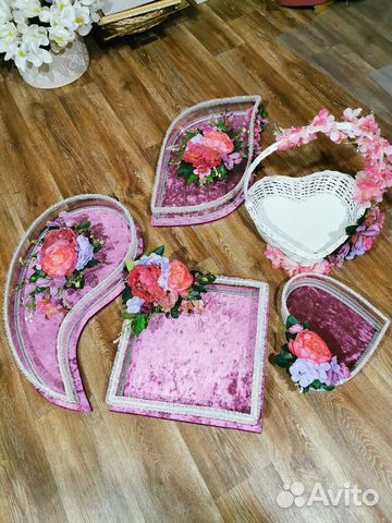 Подарки на выписку, день рождения, свадьбу